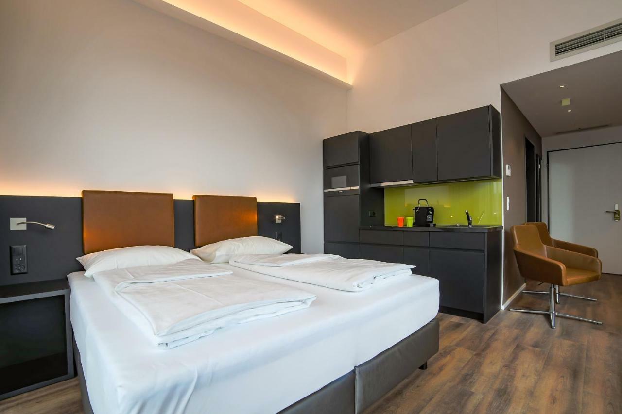 Self Check-In Hotel Von Rotz 빌 외부 사진
